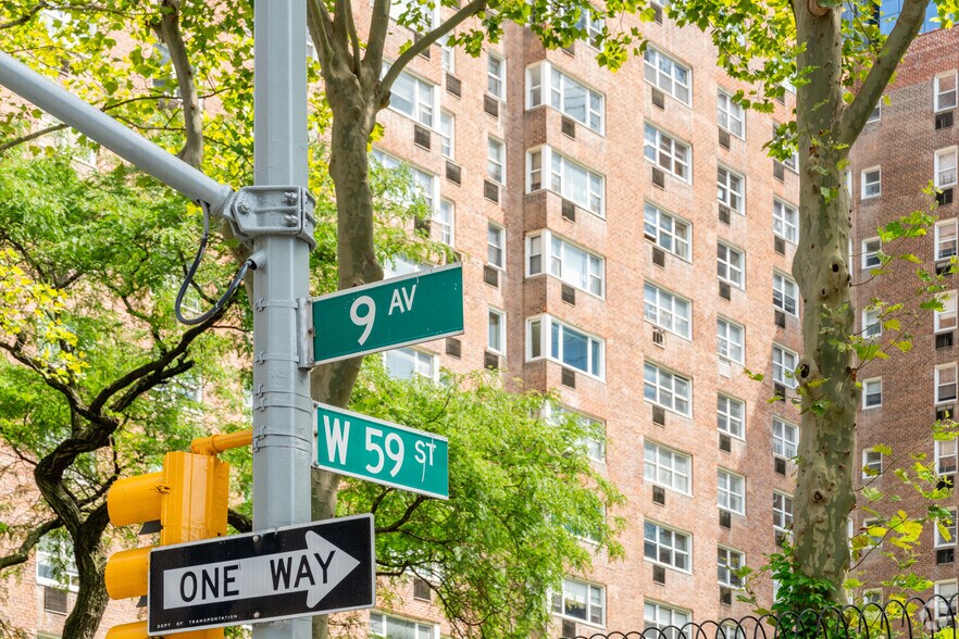 More Photos Of 345 W 58th St, New York Apartments For Sale
