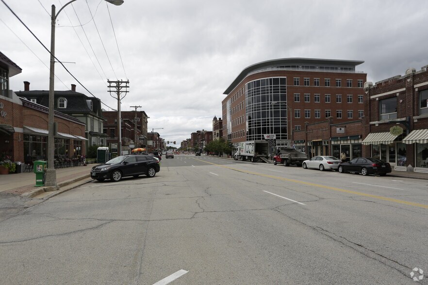 More Photos Of 31 S Main St, Concord General Retail For Sale