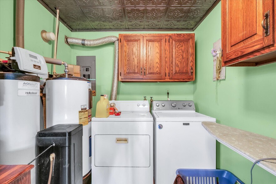 More Photos Of 1356 County Road 2900 N, Rantoul Specialty For Sale