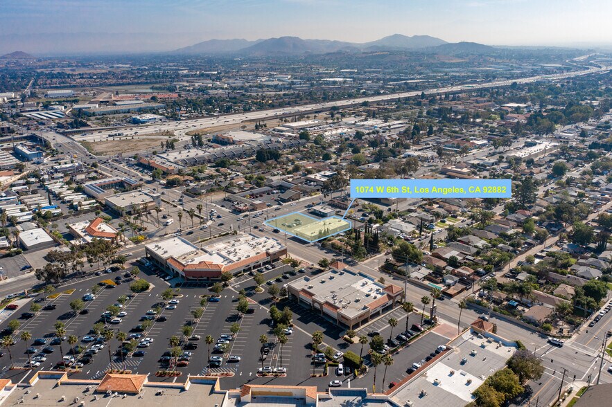 More Photos Of 1074 W 6th St, Corona Storefront For Lease