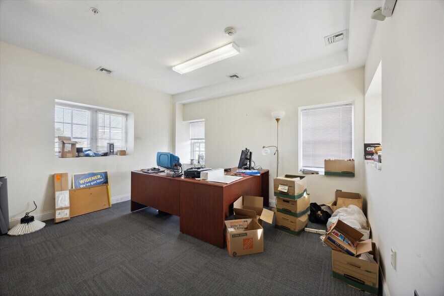 More Photos Of 400 E 21st St, Chester Office For Sale