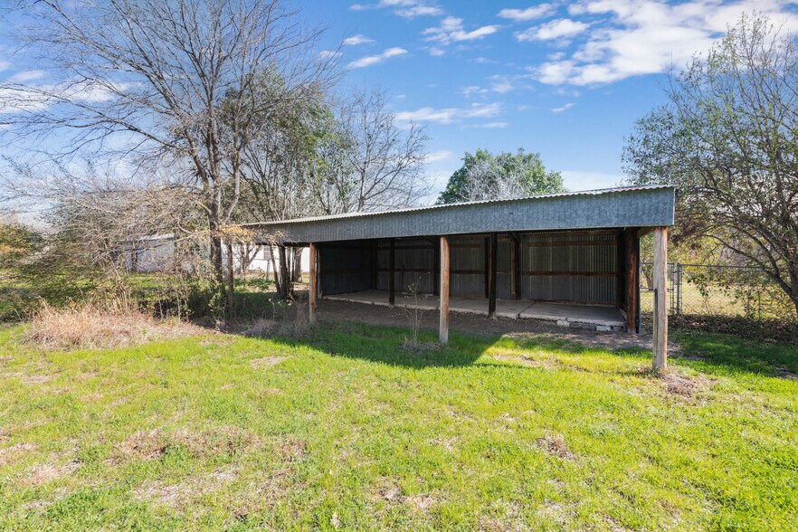 More Photos Of 4806 Pecan Springs Rd, Austin Land For Sale