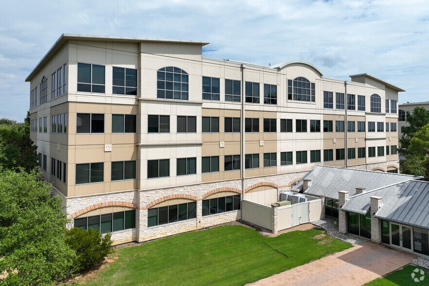 More Photos Of 4461 Coit Rd, Frisco Healthcare For Lease