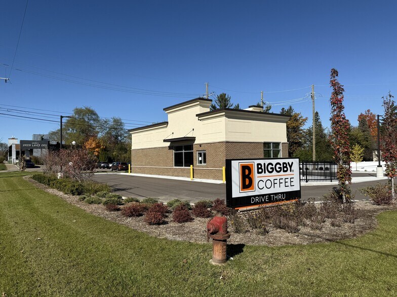 More Photos Of 7450 Dixie Hwy, Independence Township Fast Food For Sale