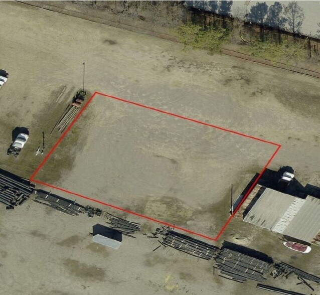 More Photos Of 4901 Puddldock Rd, Prince George Land For Lease