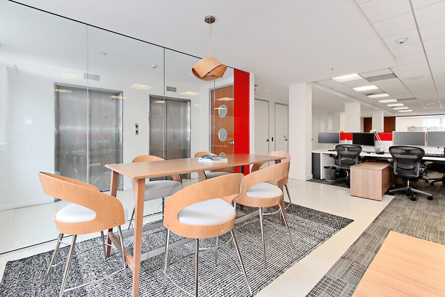 More Photos Of 730 11th St NW, Washington Office For Lease