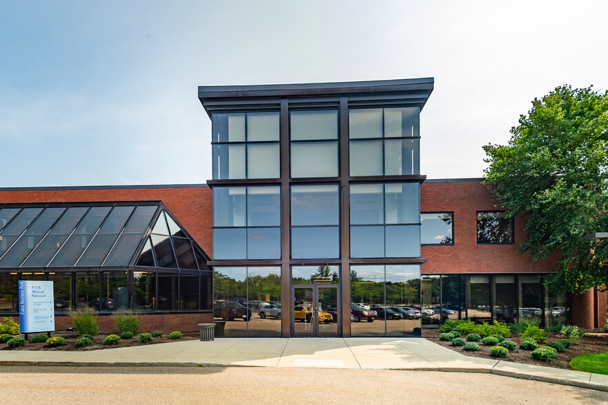 More Photos Of 575 West St, Mansfield Light Distribution For Lease