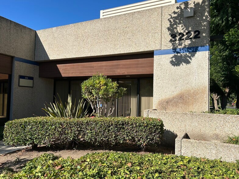 More Photos Of 3222 Corte Malpaso, Camarillo Warehouse For Sale