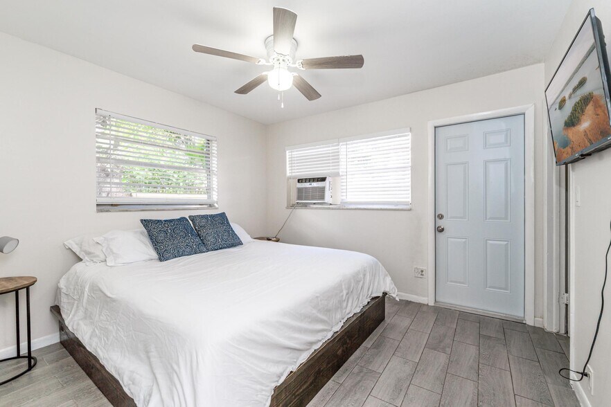 More Photos Of 1415 SW 1st St, Fort Lauderdale Apartments For Sale