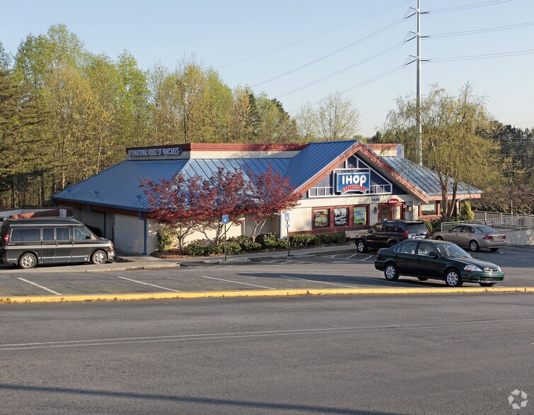 More Photos Of 2500 Cobb Pky SE, Smyrna Unknown For Lease