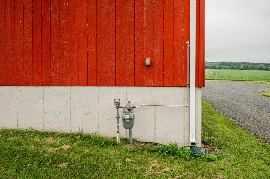 More Photos Of 373 280th St, Osceola Industrial For Lease