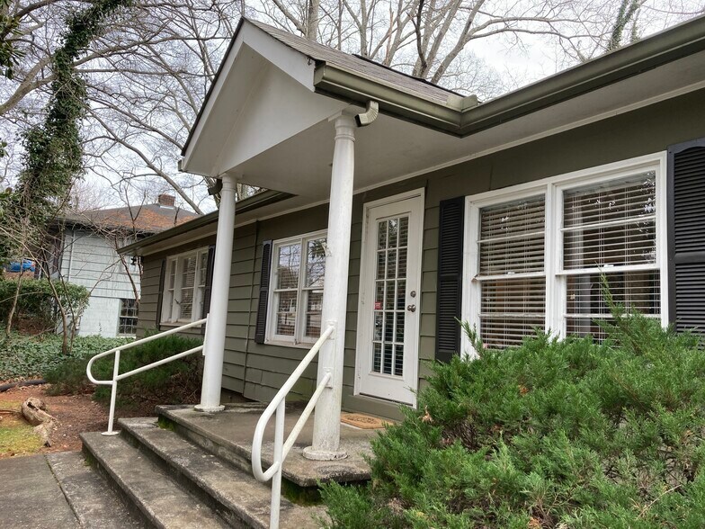 More Photos Of 134 Marietta Hwy, Roswell Office Residential For Lease
