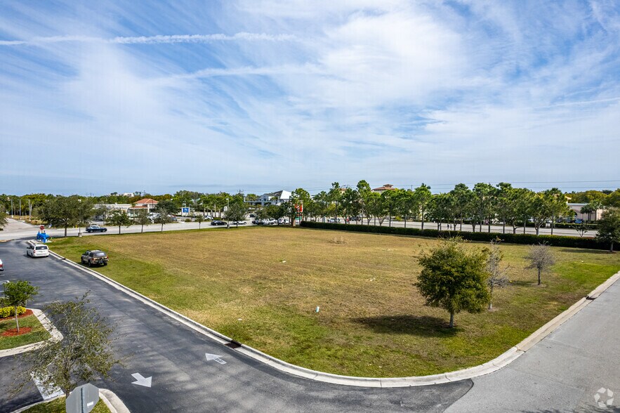 More Photos Of 11551 Majestic Palms Blvd, Fort Myers Storefront Retail Office For Lease