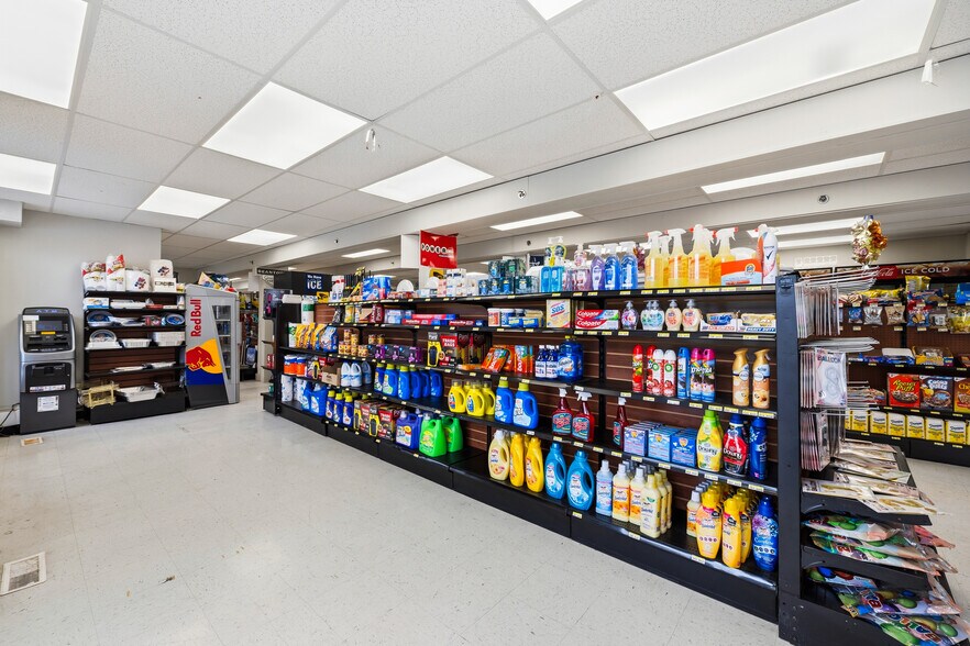 More Photos Of 47 Chelmsford St, Chelmsford Storefront Retail Residential For Sale