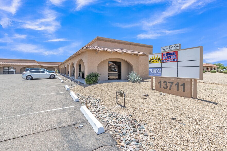 More Photos Of 13711 W Camino Del Sol, Sun City West Medical For Lease