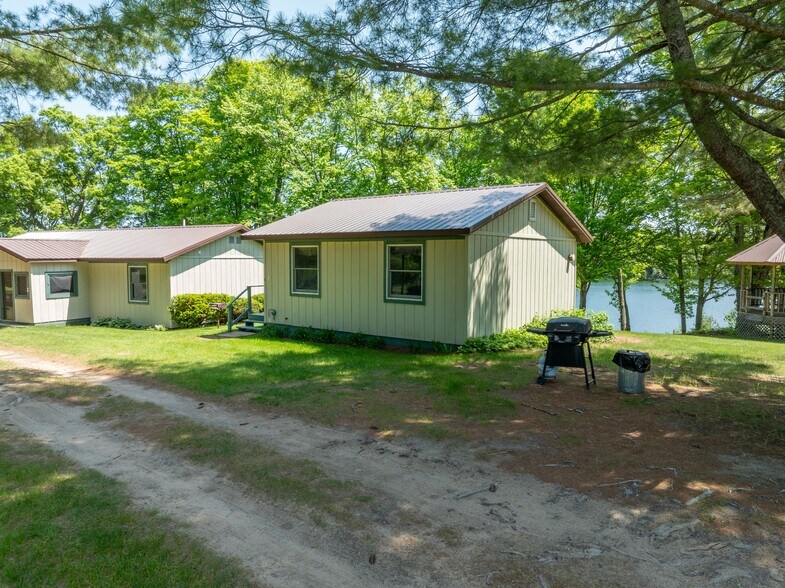 More Photos Of 16878 County Road 505, Newberry Hotel For Sale