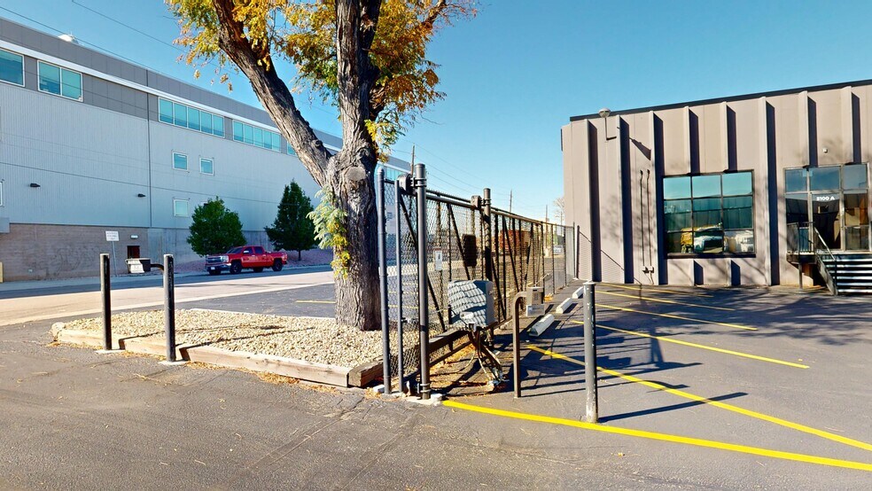 More Photos Of 5050 Fox St, Denver Unknown For Lease