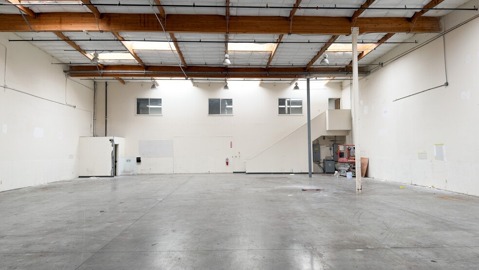 More Photos Of 2000-2036 Senter Rd, San Jose Warehouse For Lease
