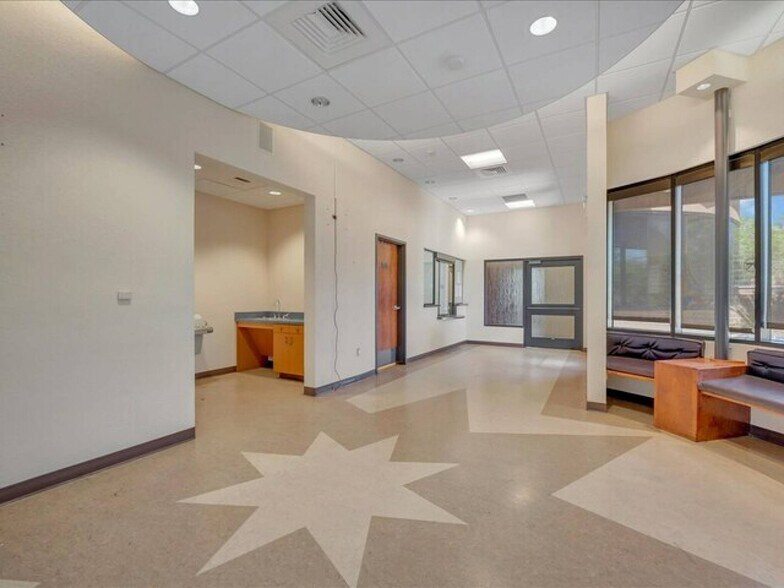 More Photos Of 1225 N Mound St, Nacogdoches Skilled Nursing Facility For Lease