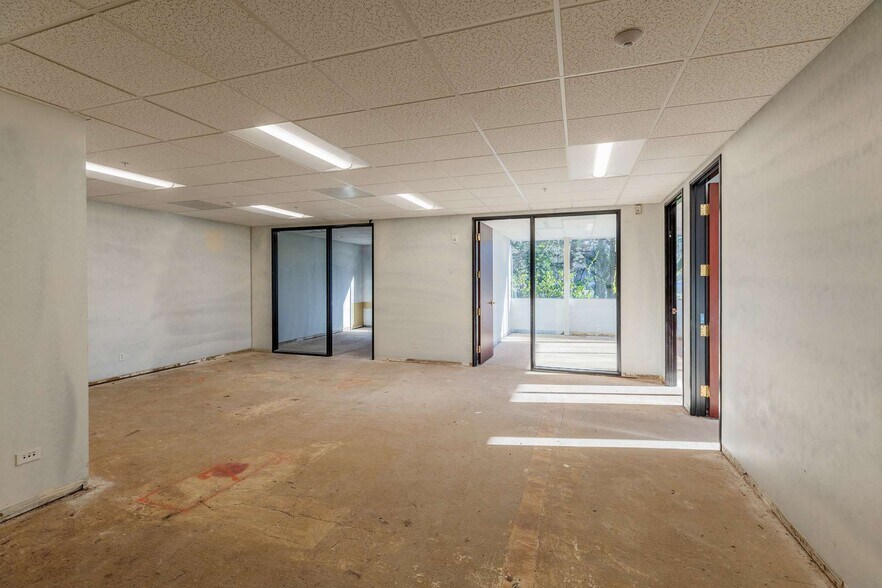 More Photos Of 12725 SW 66th Ave, Tigard Office For Sale