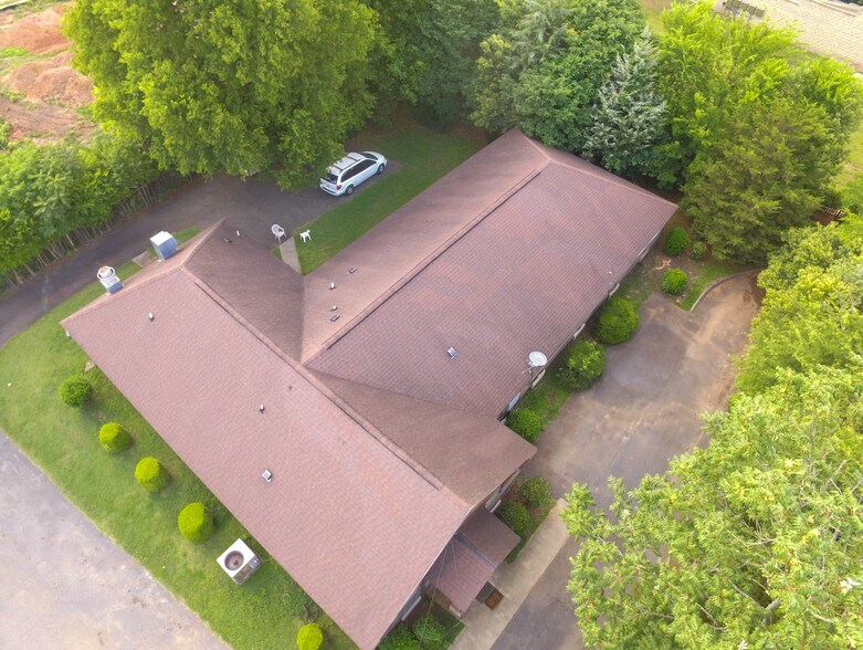 More Photos Of 20 Mayfield St, Greenville Office Residential For Sale