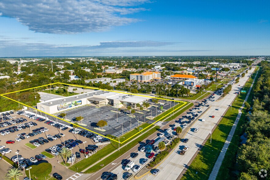 More Photos Of 4636 N Dale Mabry Hwy, Tampa Auto Dealership For Lease