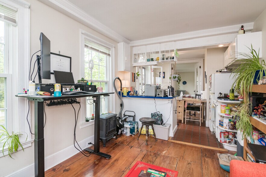 More Photos Of 81 Bridge St, Northampton Multifamily For Sale