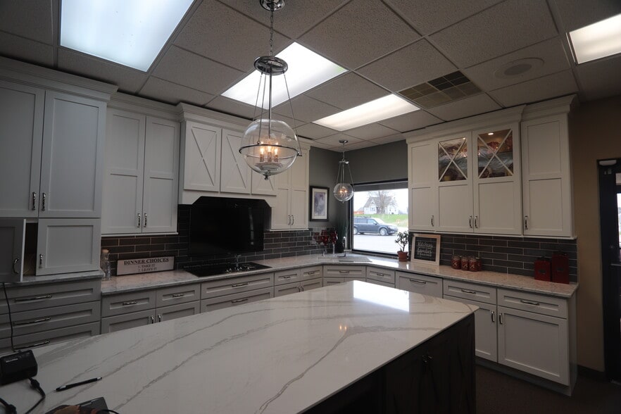 More Photos Of 5841 Whitmore Lake Rd, Brighton Medical For Lease