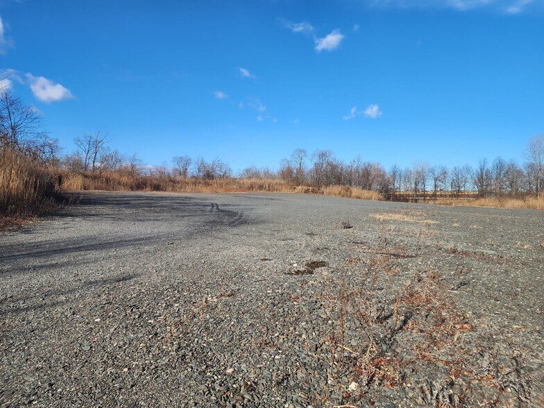 Primary Photo Of Olympic Drive, Edison Land For Lease