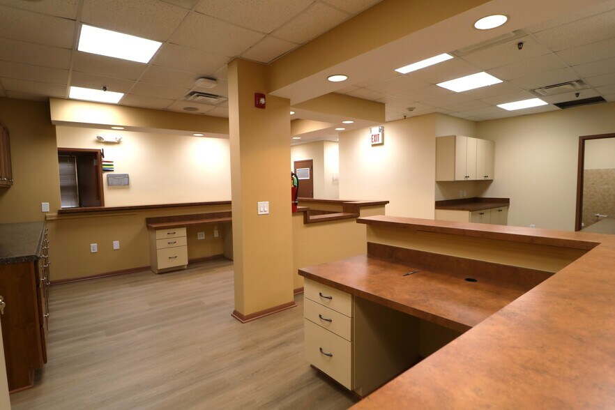 More Photos Of 1167 McBride Ave, Woodland Park Medical For Lease