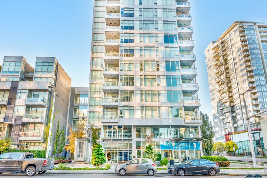 More Photos Of 102 1st Av, Vancouver Apartments For Lease