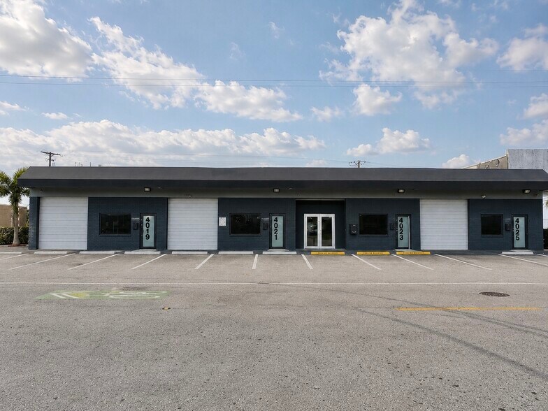 Primary Photo Of 4019 NE 6th Ave, Oakland Park Warehouse For Lease