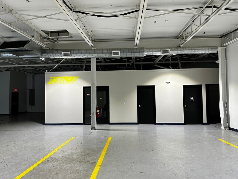 More Photos Of 3155 Bermuda St, Ferndale Manufacturing For Lease