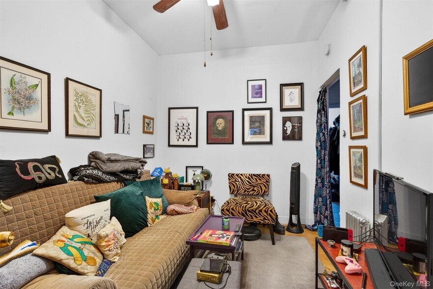 More Photos Of 34 Sutton St, Brooklyn Apartments For Sale