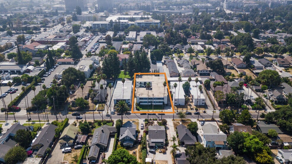 More Photos Of 780 Earlham St, Pasadena Apartments For Sale