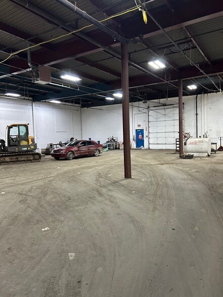 More Photos Of 12301 Farmington Rd, Livonia Food Processing For Sale