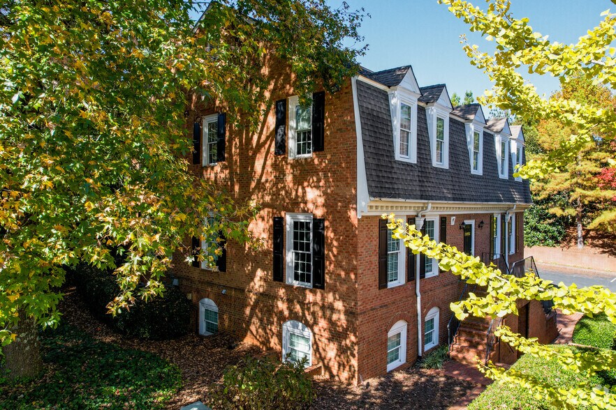 More Photos Of 1827 Powers Ferry Rd SE, Atlanta Office For Sale