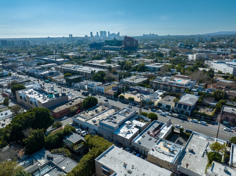 More Photos Of 908-910 N La Cienega Blvd, Los Angeles Storefront Retail Office For Sale