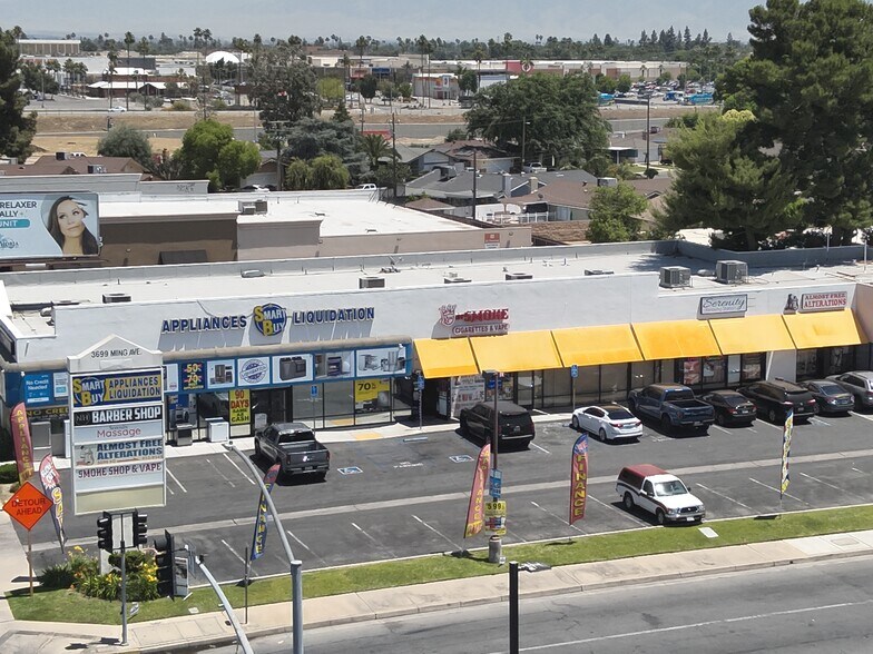 More Photos Of 3699 Ming Ave, Bakersfield Unknown For Lease