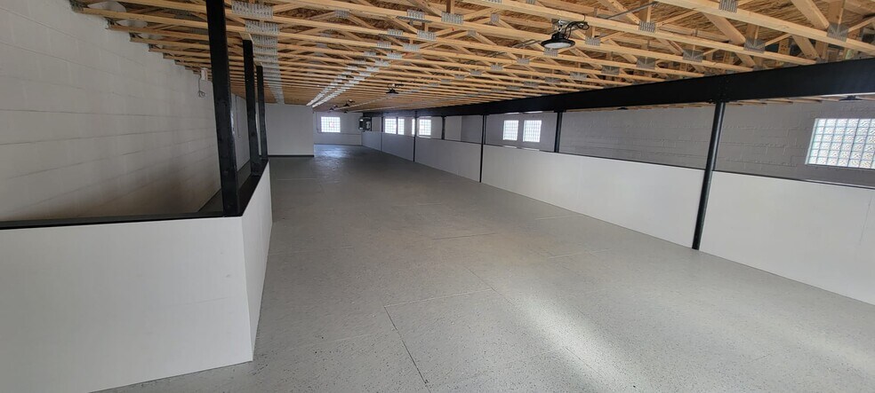 More Photos Of 10111 Franklin Ave, Franklin Park Warehouse For Sale