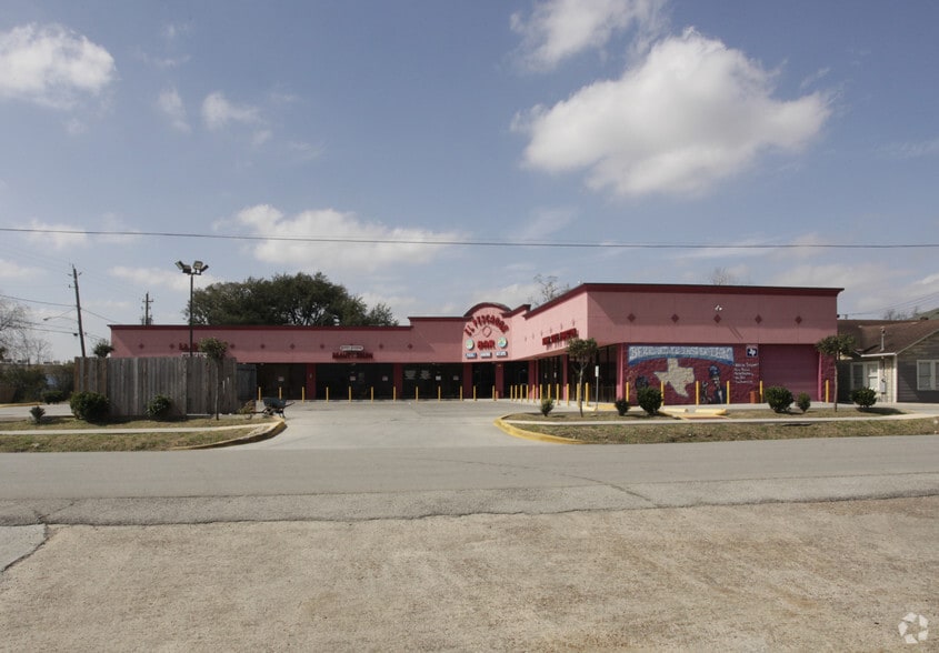 Primary Photo Of 25 Berry Rd, Houston Unknown For Lease