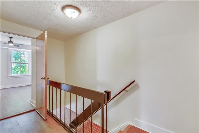 More Photos Of 41-45 N Market St, Frederick Storefront Retail Office For Lease
