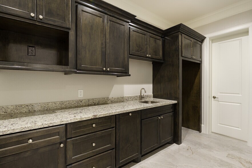 More Photos Of 12414 Spring Cypress Rd, Tomball Medical For Sale