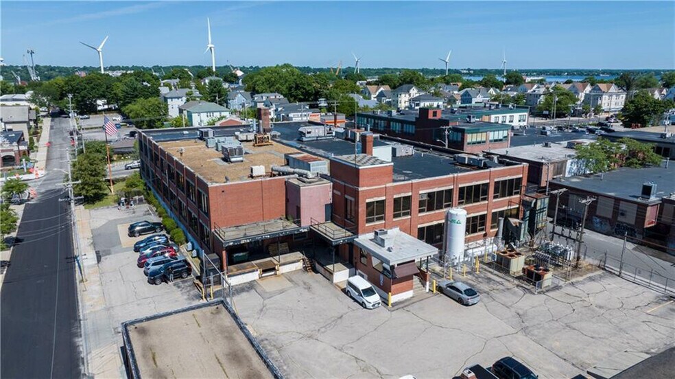 More Photos Of 735 Allens Ave, Providence Manufacturing For Sale