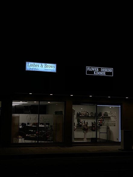 More Photos Of 701-707 W 17th St, Santa Ana Storefront Retail Office For Lease