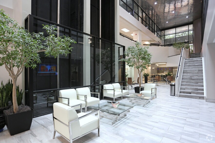 More Photos Of 101 S Elm St, Greensboro Office For Lease