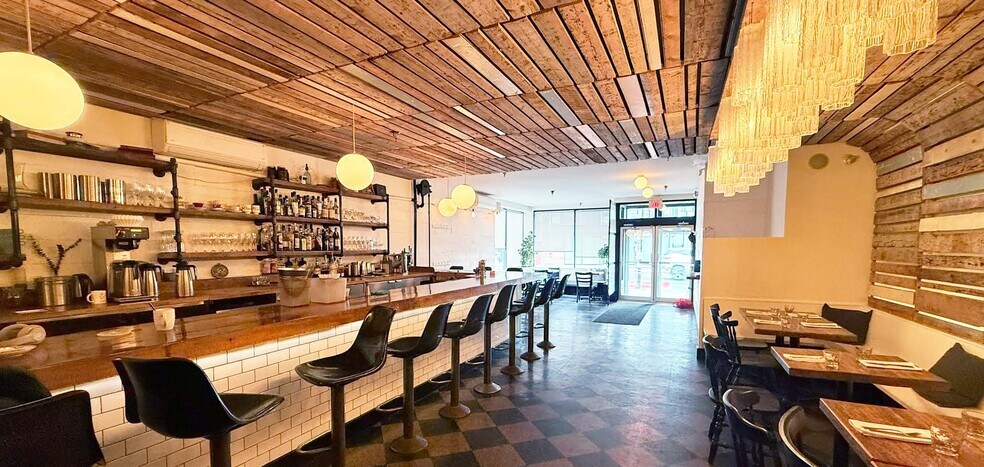 More Photos Of 2053 Gottingen St, Halifax Storefront For Sale