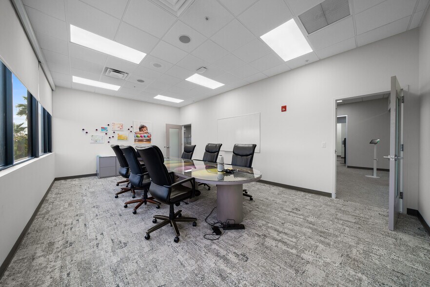 More Photos Of 1930 SW 38th Ave, Ocala Office For Lease