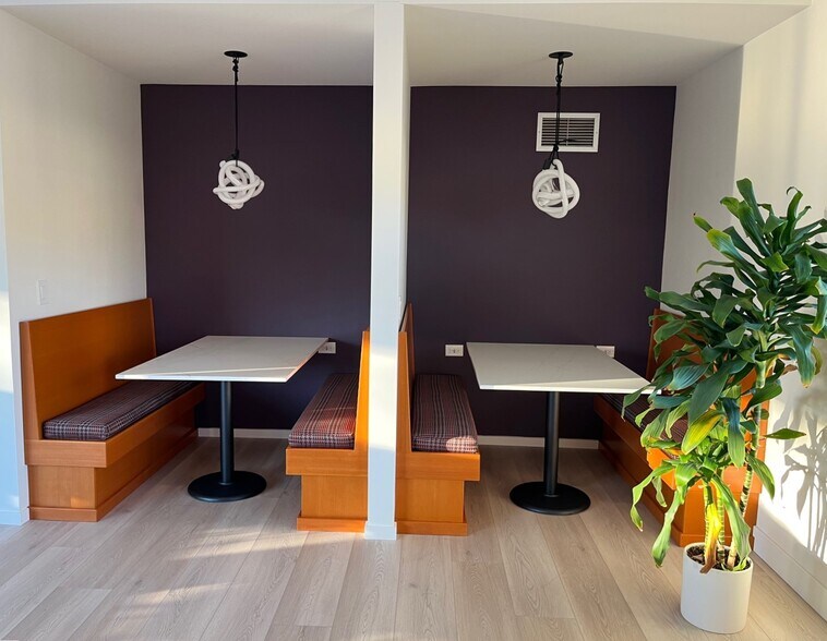 More Photos Of 142 N Cedros Ave, Solana Beach Storefront Retail Office For Lease