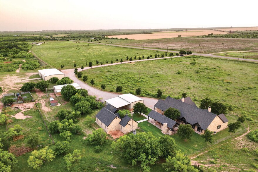 More Photos Of 1510 US Highway 83, Childress Land For Sale